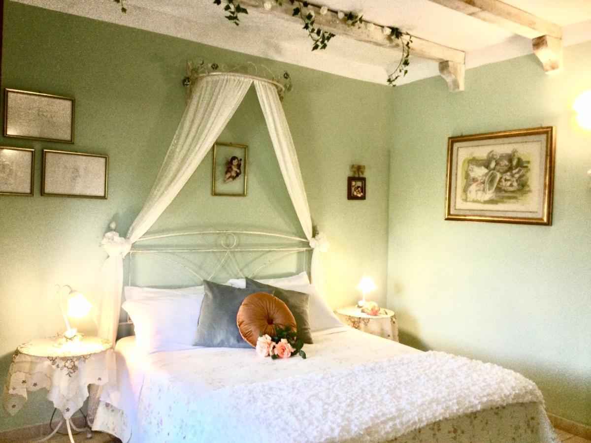 Mirella Charming Bed and Breakfast Alberobello Eksteriør billede