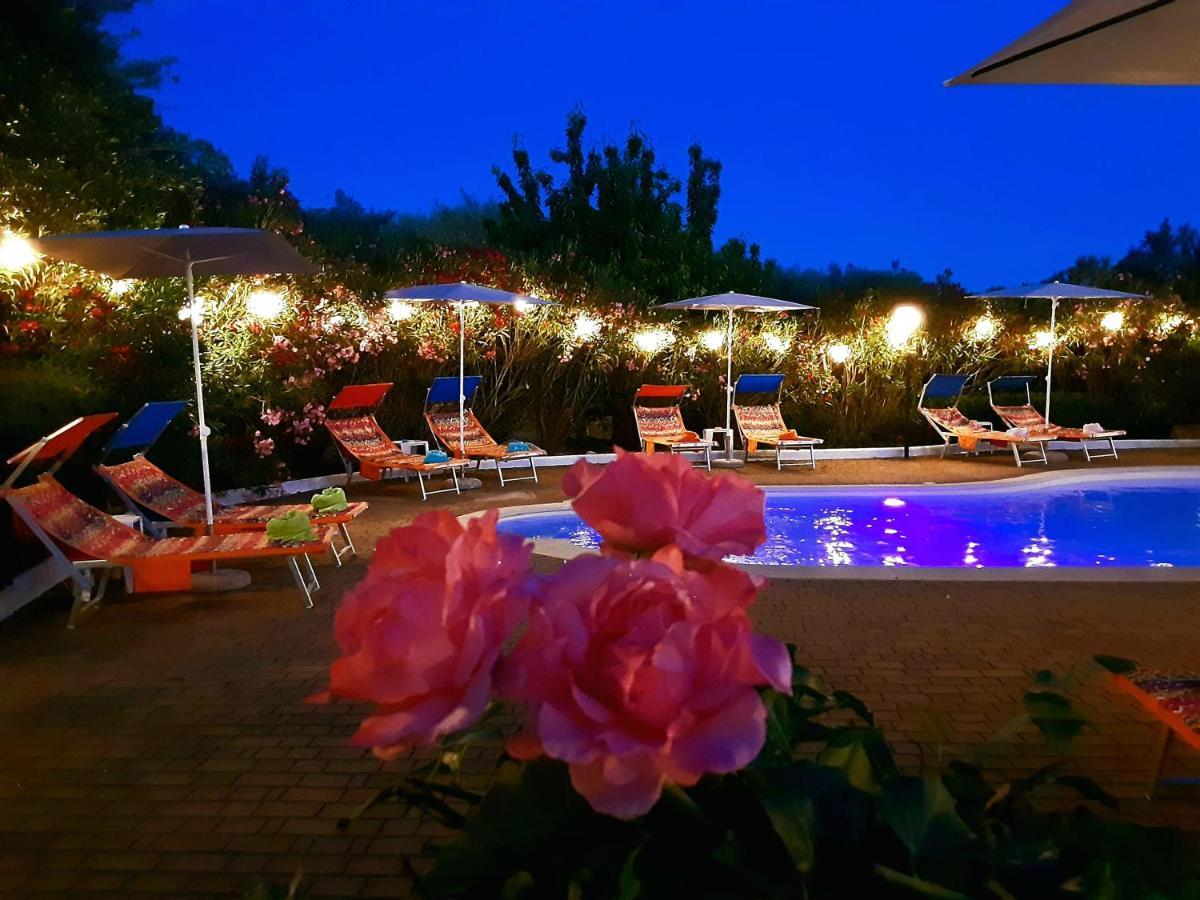 Mirella Charming Bed and Breakfast Alberobello Eksteriør billede