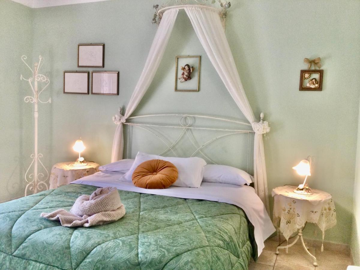 Mirella Charming Bed and Breakfast Alberobello Eksteriør billede